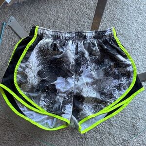 🌟NIKE: Dri-FIT Black and Green Athletic Shorts- Sz S